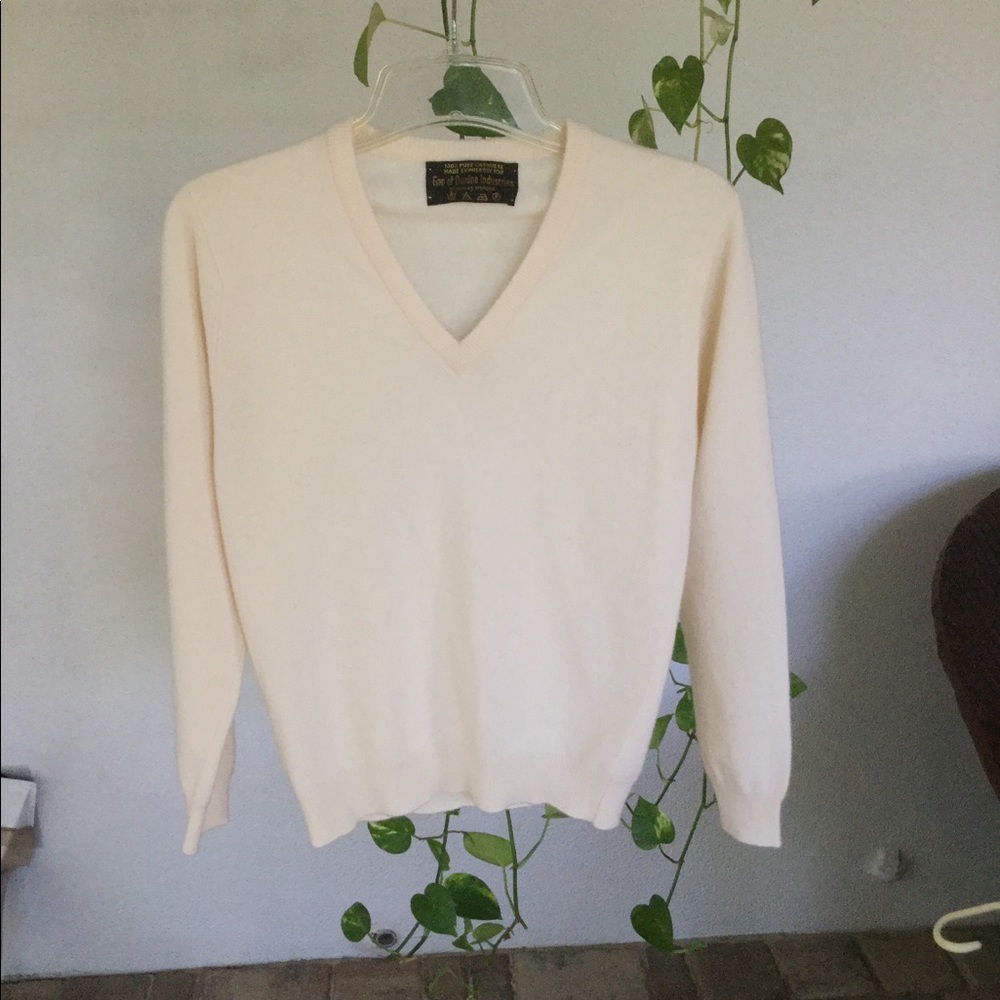 Cashmere sweater